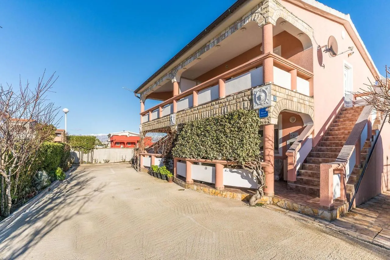 Apartmani Zarko Vir Hırvatistan