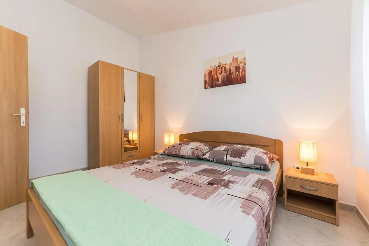 Daire Apartmani Zarko Vir
